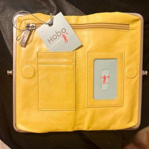 * NEW * HOBO LAUREN DOUBLE frame LEATHER WALLET  / CLUTCH (TAGS)